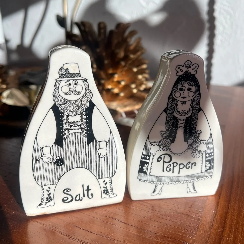 Vintage Figgjo Flint Norway Salt & Pepper Shakers + Spoon Rest Turi Scandinavian